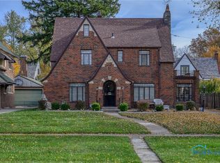 1938 Parkside Blvd, Toledo, OH 43607