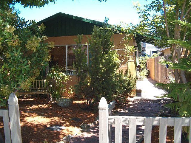 1st image of 411 Wilkes Cir
