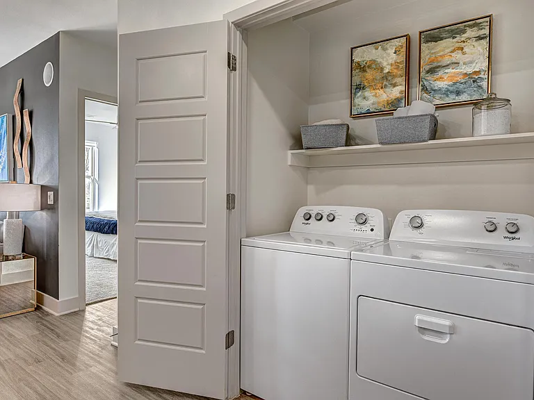 Full Size Washer/Dryer Included