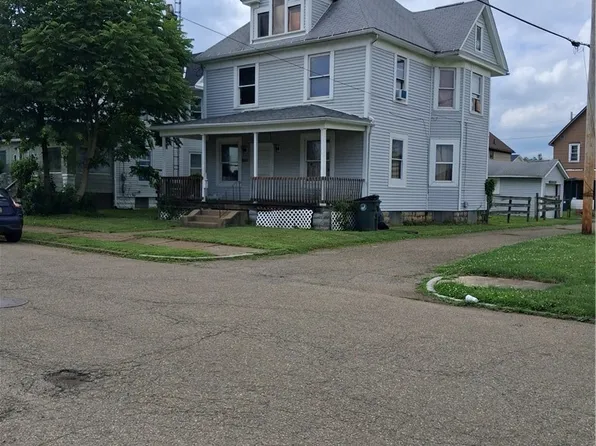 801 Troy Pl NW, Canton, OH 44703