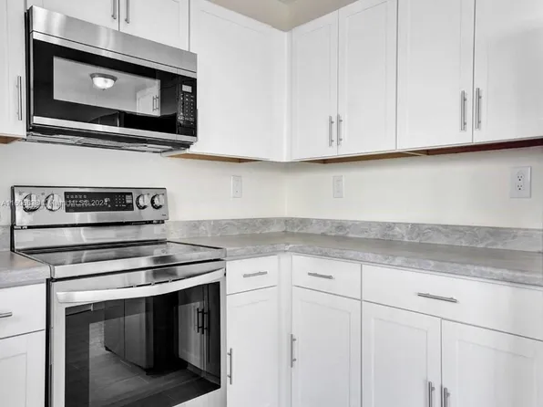 2060 NE 167th St #3116, North Miami Beach, FL 33162