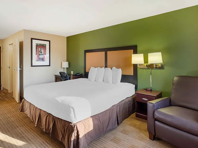 Studio Suite - 1 King Bed
