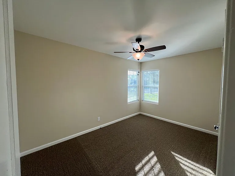 102 Village Rd — Photo 12