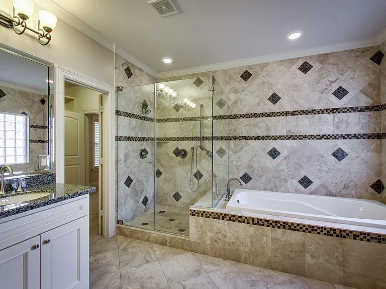 4324 Ione St — Photo 20