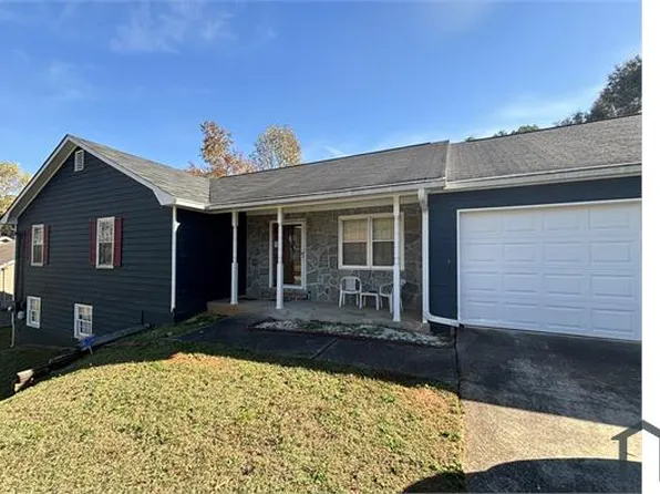 153 Glen Rd NE, Conyers, GA 30013