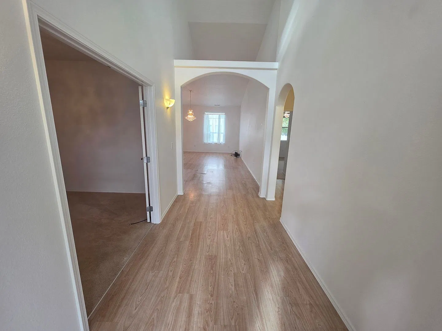 Stunning home in Five Mile Prairie — Photo 2