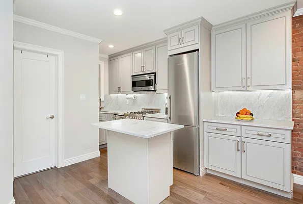 Rented by Keller Williams NYC | media 33