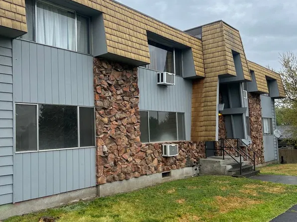 355-24 - 1111 Eric Ct. The Dalles (Unit 1-4)