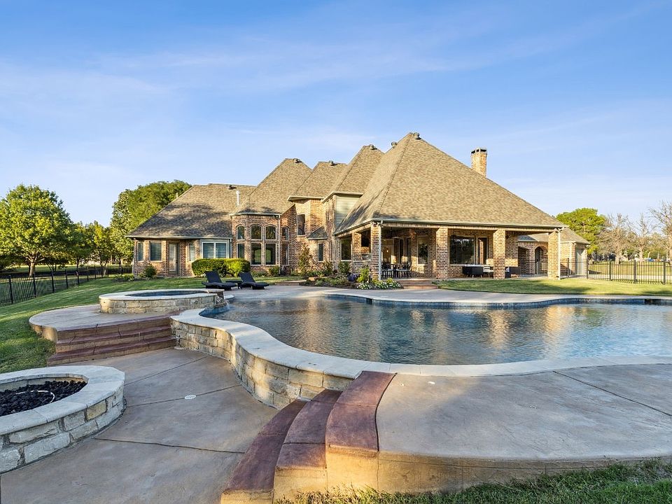 2560 Lakeview Ct, Prosper, TX 75078 | Zillow