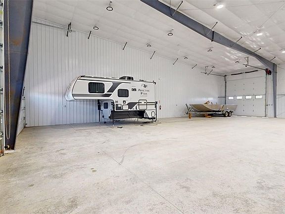 3rd image of 3734 Crescent Lake Rd Unit 4