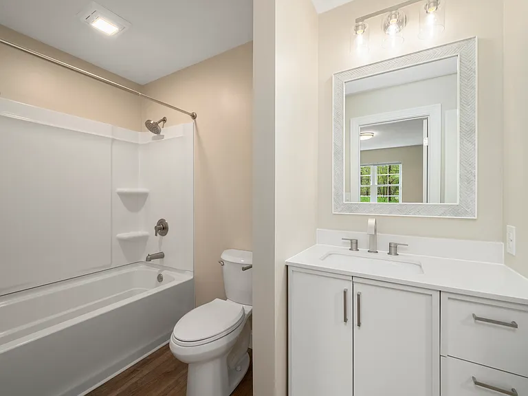 Old Carriage House Apartments — Photo 10