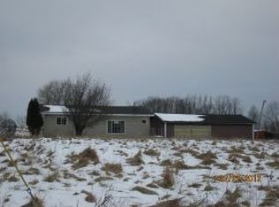 9478 S Whiteville Rd, Shepherd, MI 48883