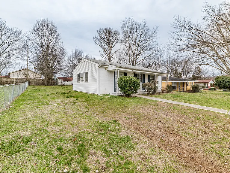 162 Wilkenson Dr NE — Photo 44