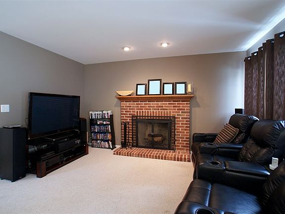 4th image of 17515 W Stillwater Ct