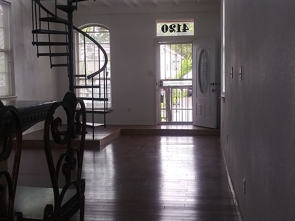 4th image of 4120 Willow St
