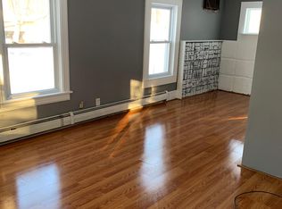 40 Wilbur Rd, Pleasant Valley, NY 12569