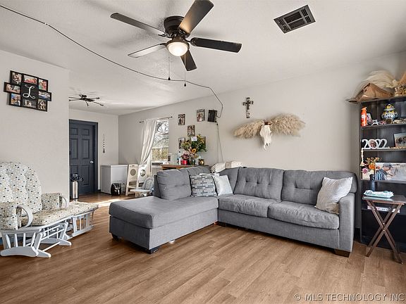 2nd image of 44 10th St