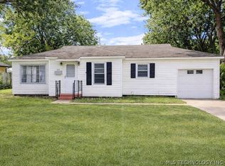 524 S Liberty Ave, Okmulgee, OK 74447