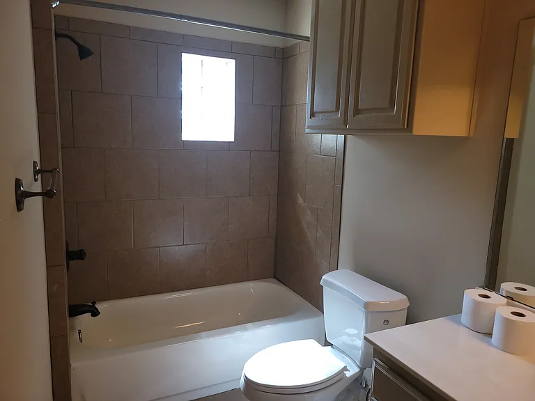 5130 Southpoint Dr — Photo 17