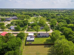 N San Antonio St, Whitney, TX 76692