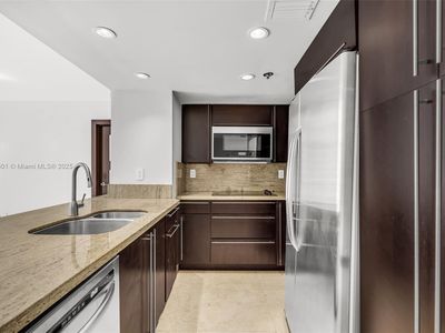 540 Brickell Key Dr APT 1021, Miami, FL, 33131