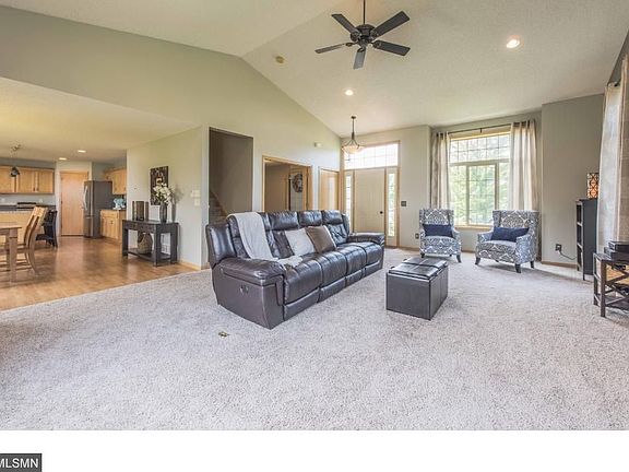 5th image of 12392 Red Oak Ct