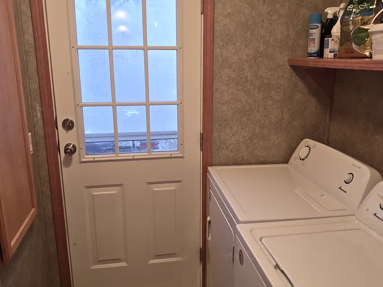 138 E Lake Dr — Photo 20