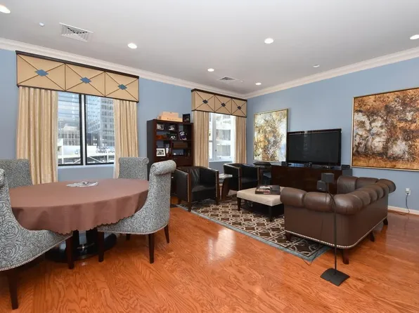 914 Main St Unit 1010, Houston, TX 77002