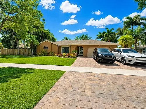 5040 SW 117th Way Photo 1 5040 SW 117th Way Photo 1