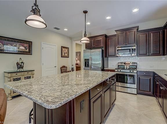 2nd image of 10062 Montevina Dr