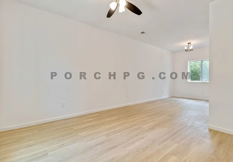87 Hennon Dr NW #A — Photo 2