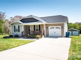 3430 Maiden Springs Dr, Maiden, NC 28650
