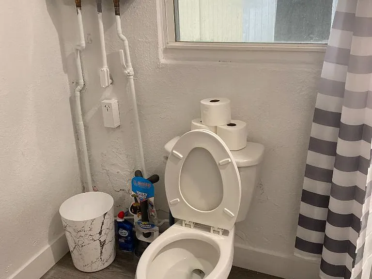 Unit Photo
