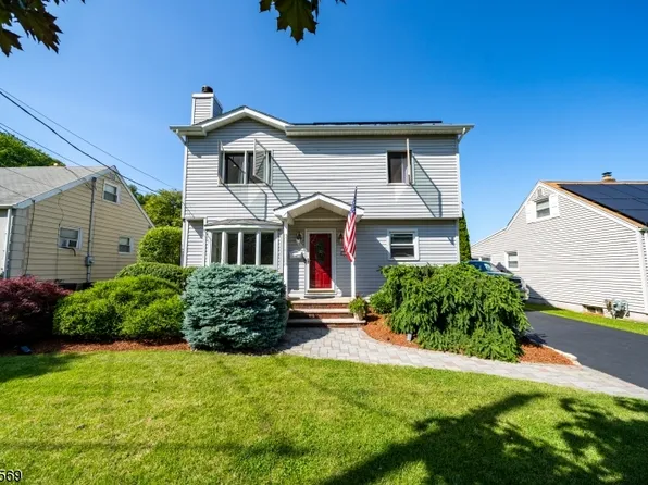 92 Tristan Rd, Clifton City, NJ 07013