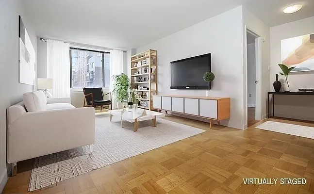 Rented by REAL New York | media 16