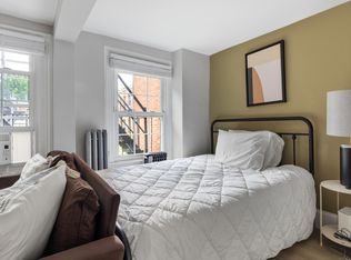 12-14 Derne St #301R, Boston, MA 02114