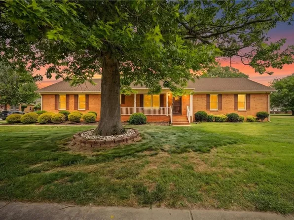 4161 Stonebridge Lndg, Chesapeake, VA 23321