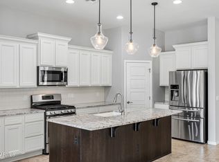 10605 E Monterey Ave, Mesa, AZ 85209