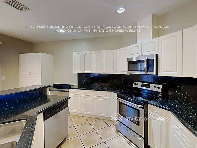 15063 SW 11th Ln — Photo 9
