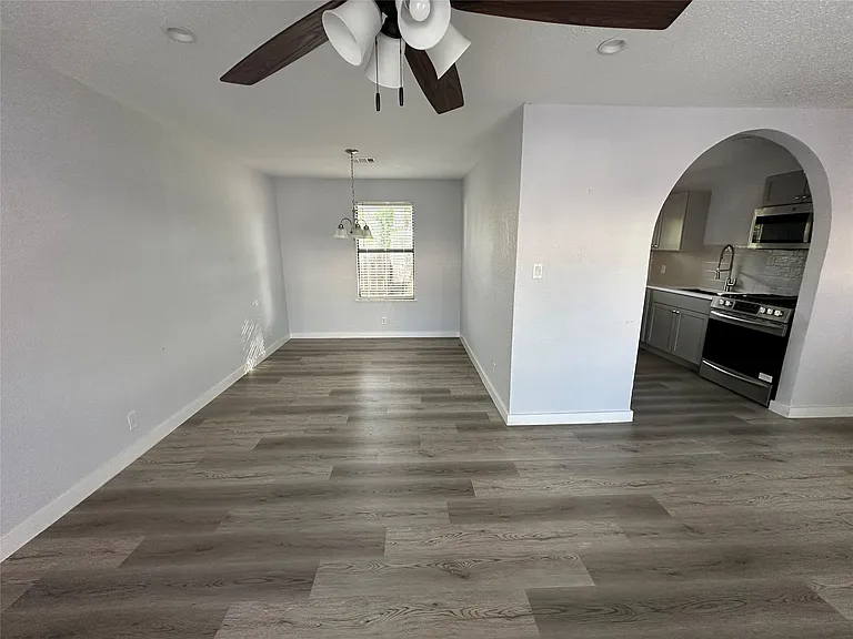 4412 Gillis St #A — Photo 12