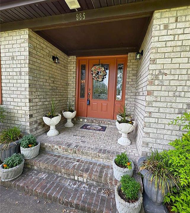 1st image of 985 Old Cutler Rd