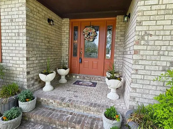 985 Old Cutler Rd, Virginia Beach, VA 23454