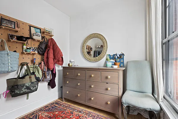 Rented by Compass | media 9