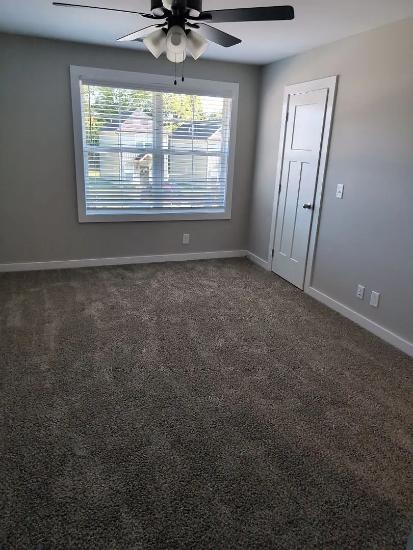 338 Honey Comb Court — Photo 3