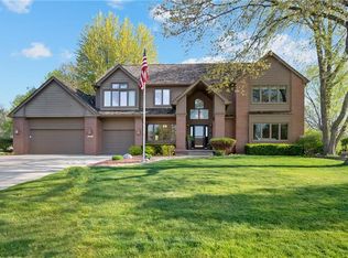 14103 Lake Shore Dr, Clive, IA 50325