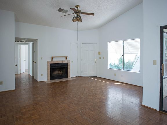 4th image of 6924 S Placita Colotlan