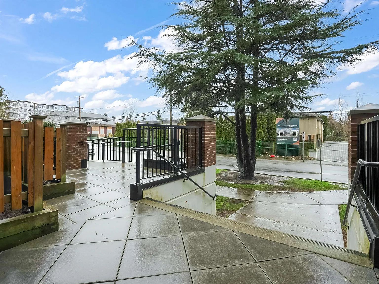 2 bed, 787 sqft, $1,900 — Photo 3