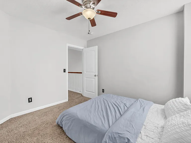 3460 Oak Creek Dr — Photo 36
