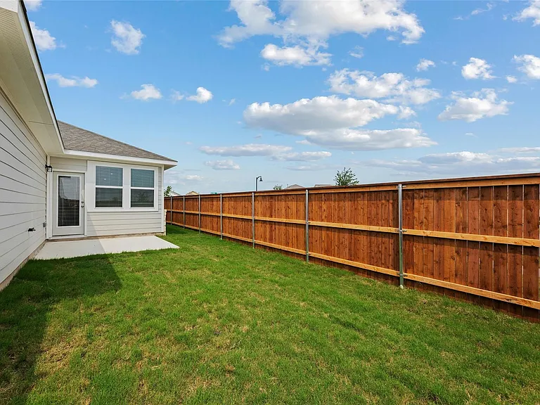 2457 Lucy Axel Ln — Photo 31