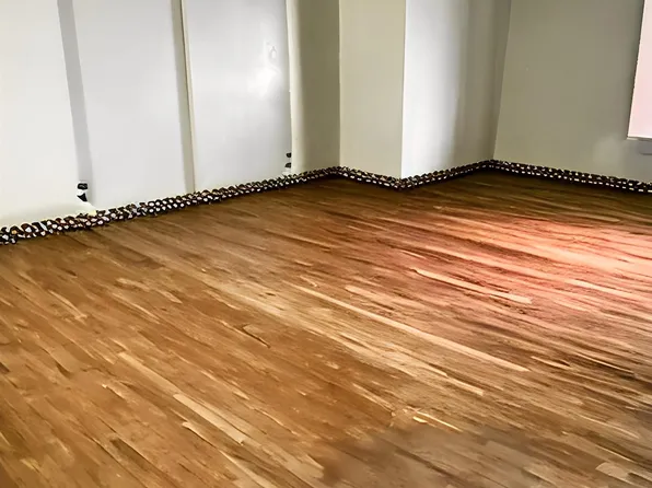 372-74 Summit Avenue image 31 of 46